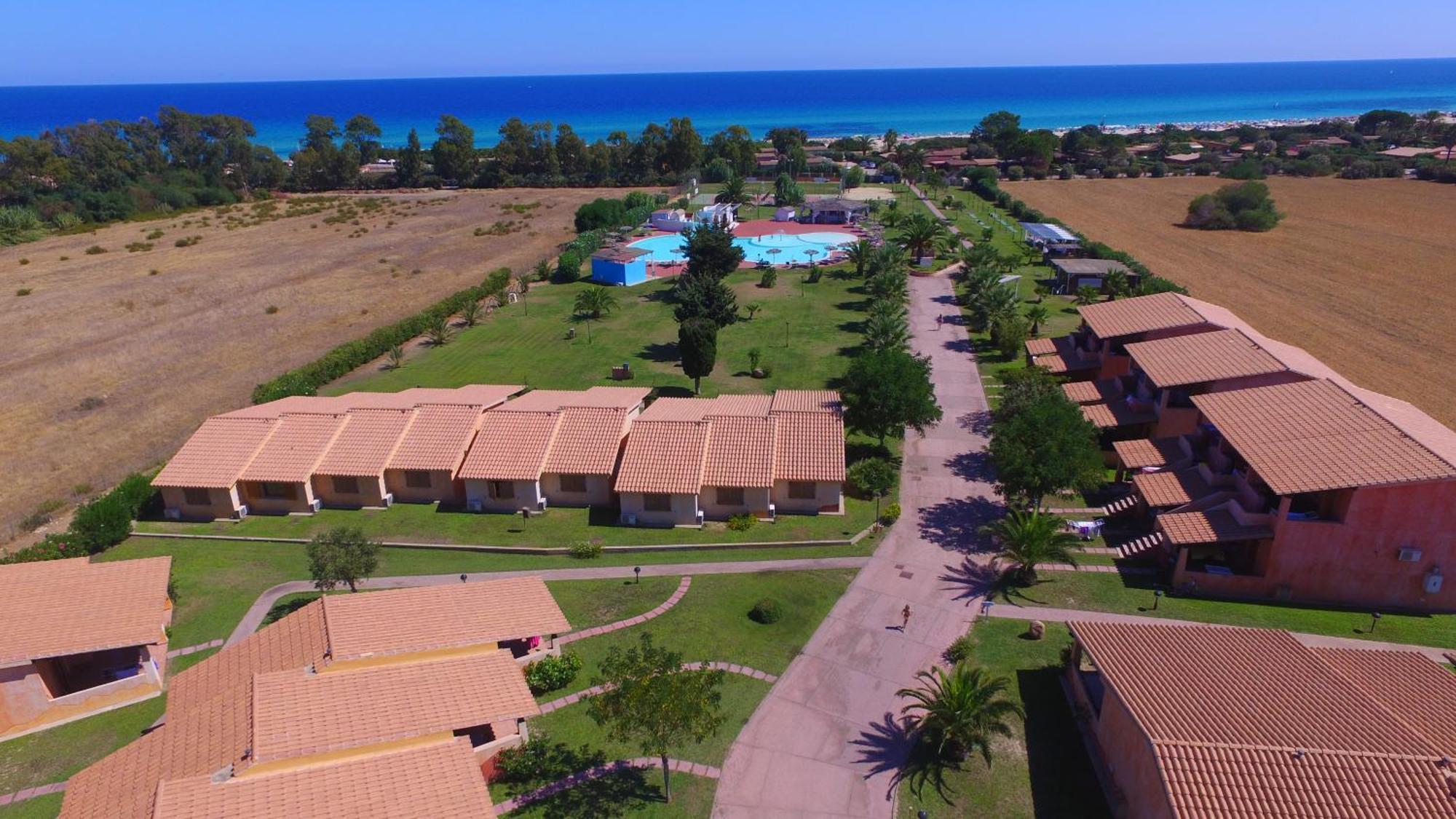 מונטה נאי Rey Beach Club מראה חיצוני תמונה