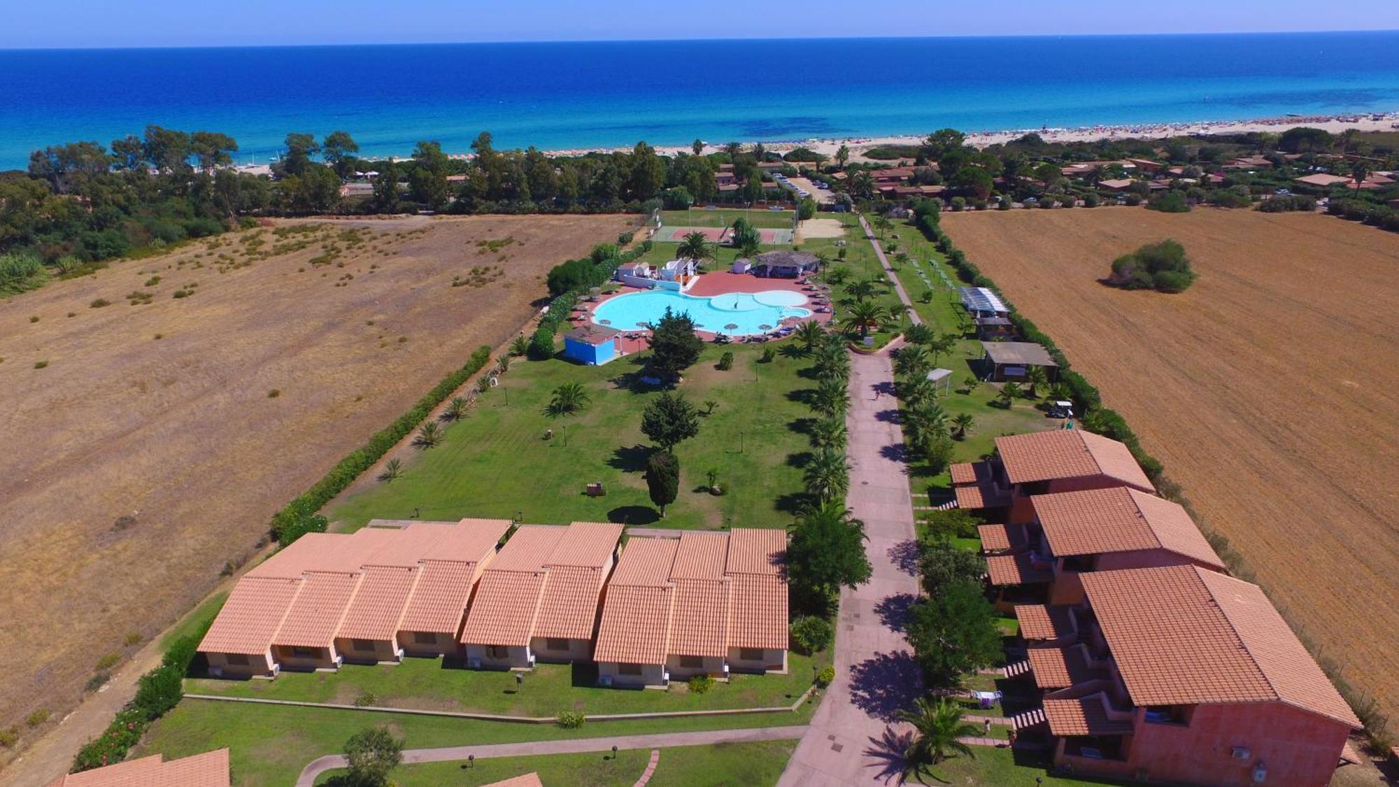מונטה נאי Rey Beach Club מראה חיצוני תמונה