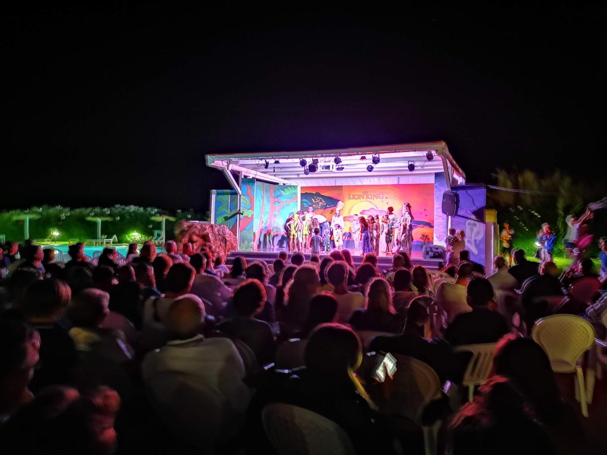 מונטה נאי Rey Beach Club מראה חיצוני תמונה