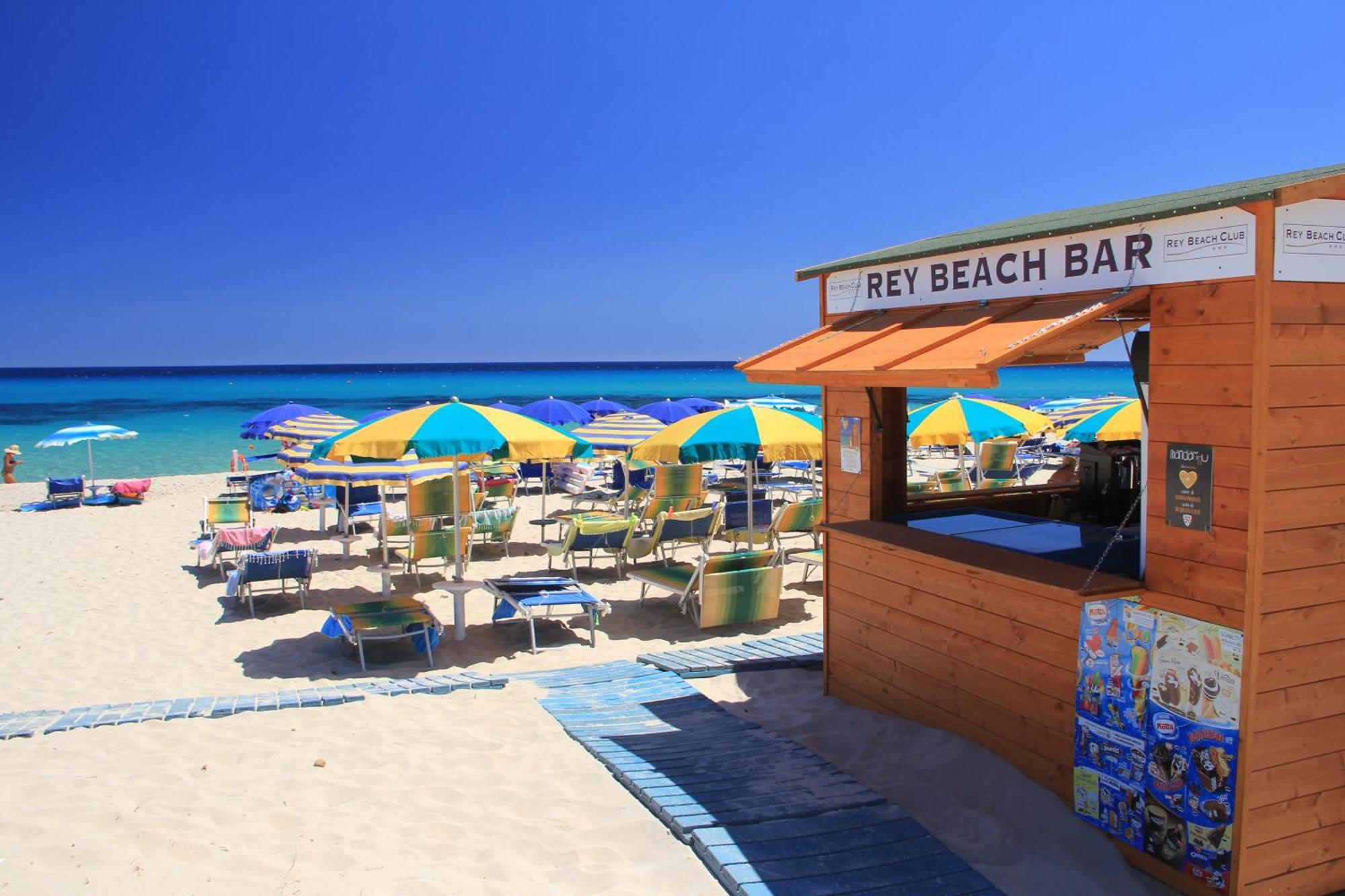 מונטה נאי Rey Beach Club מראה חיצוני תמונה